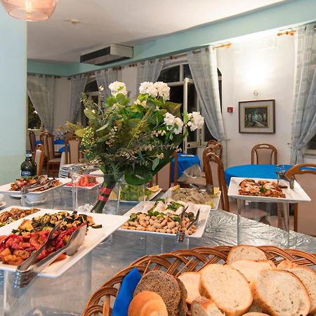 Victoria Park Resort Иския Екстериор снимка