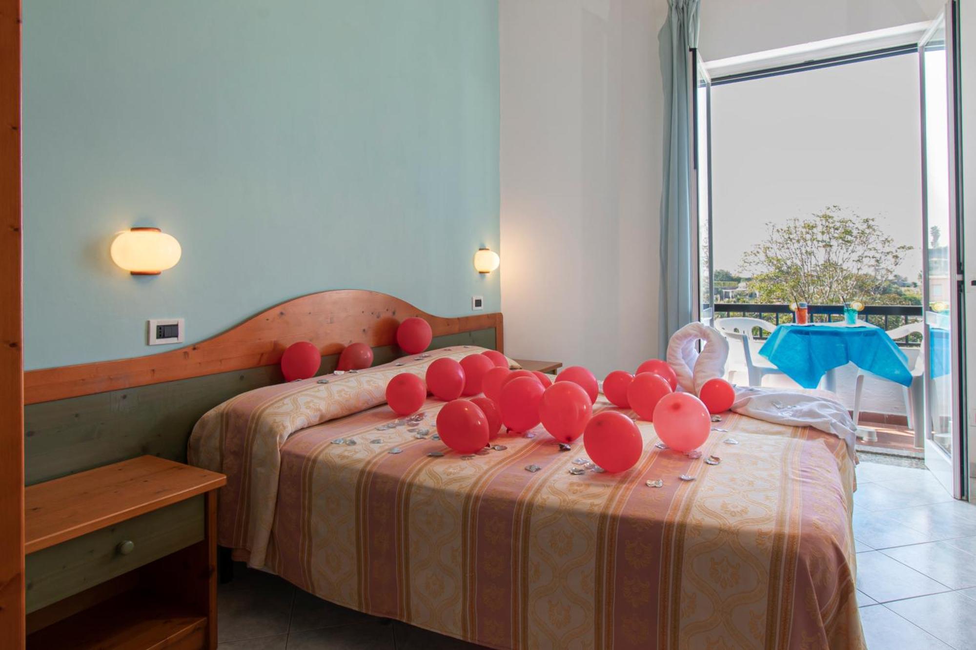 Victoria Park Resort Иския Екстериор снимка