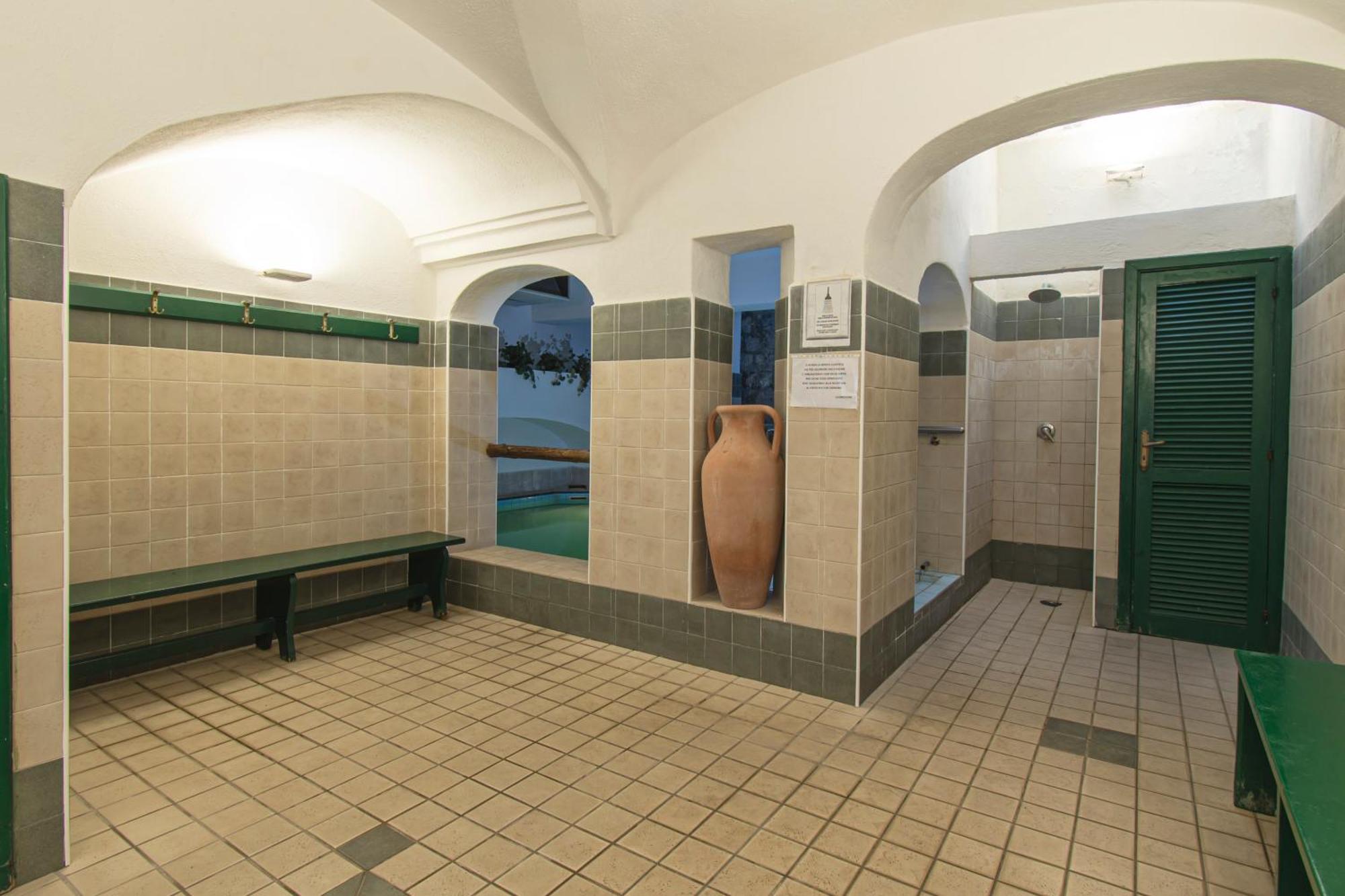 Victoria Park Resort Иския Екстериор снимка