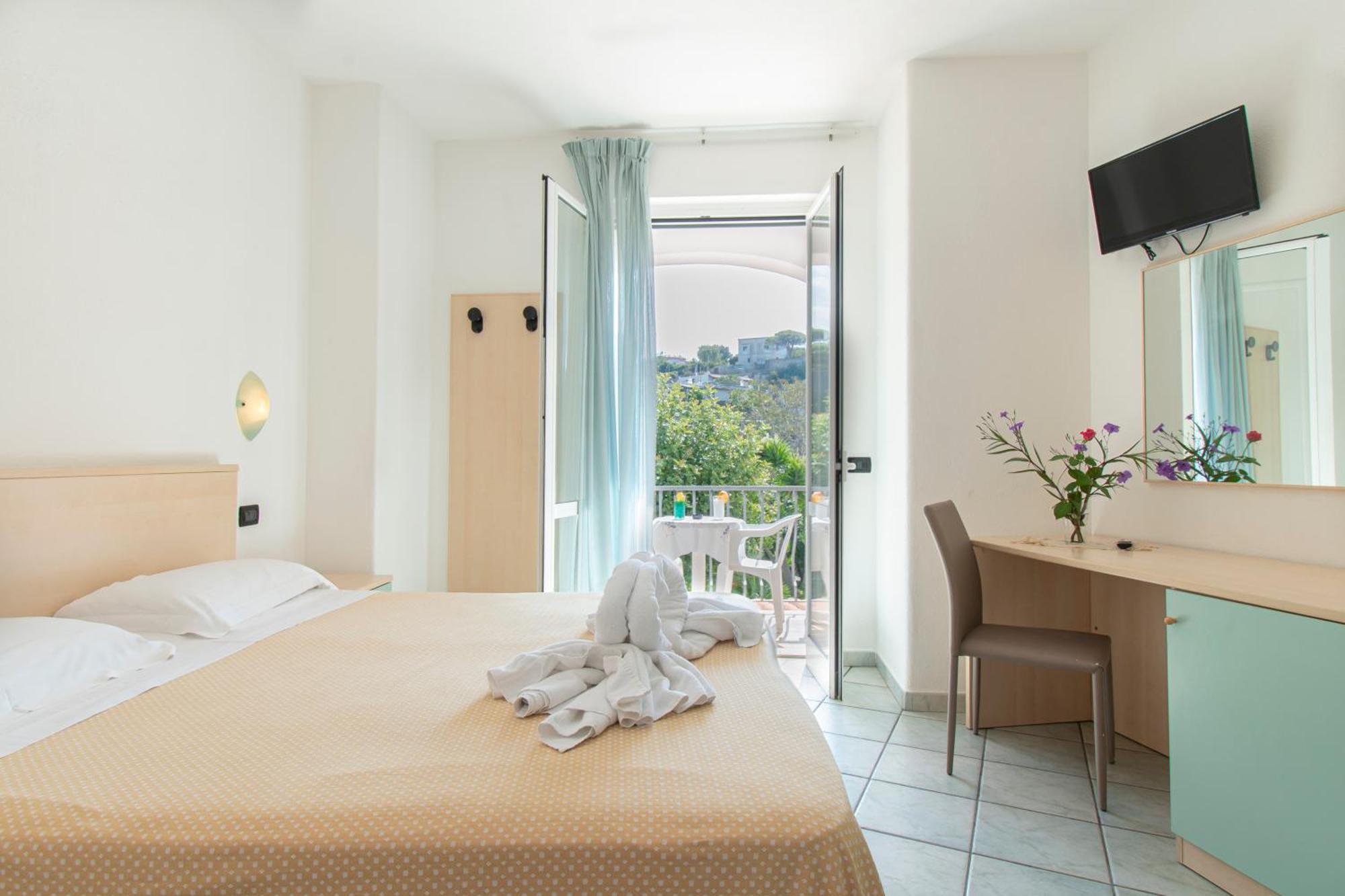 Victoria Park Resort Иския Екстериор снимка