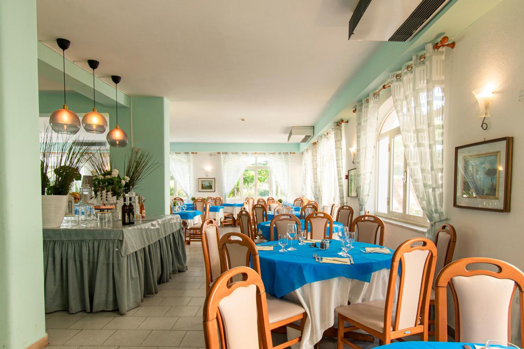 Victoria Park Resort Иския Екстериор снимка