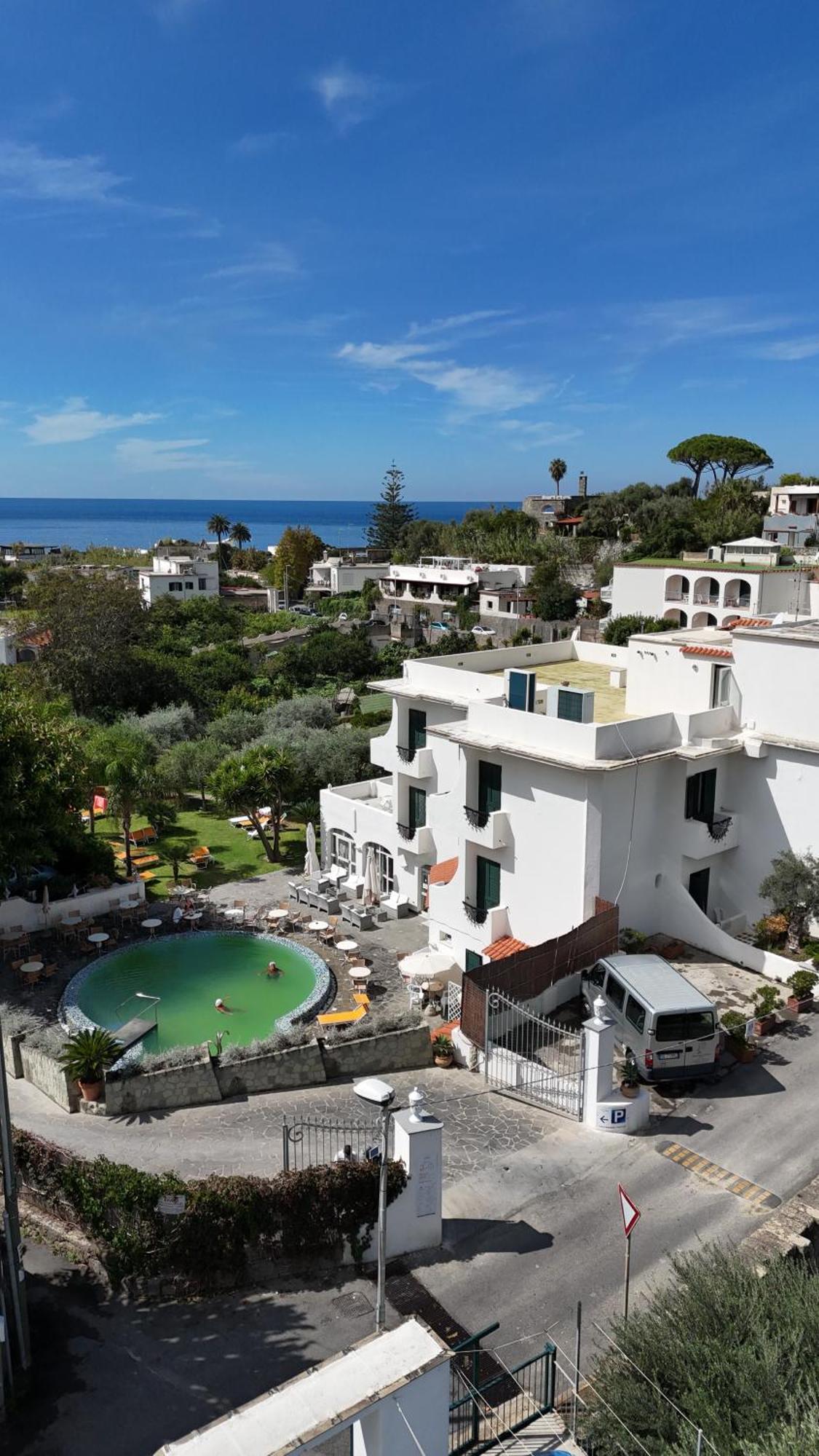 Victoria Park Resort Иския Екстериор снимка